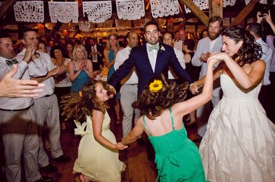 fun-reception-dancing-riverside-farm-vermont