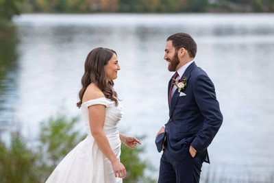 lakehouse-halifax-wedding-couple-portraits