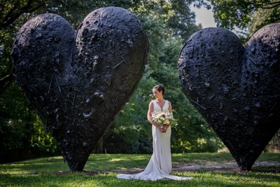 Heart sculpture wedding portrait at deCordova Museum weddings