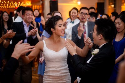 Elm Bank wedding bride rocking the dance floor