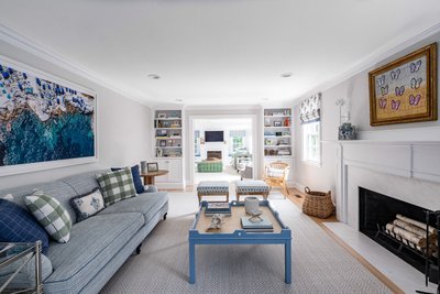 Coastal living room with light tones and casual decor