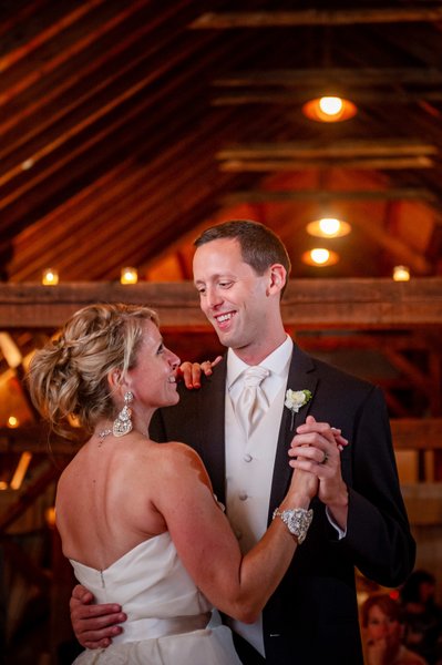 bride-and-groom-dancing-riverside-farm-vermont