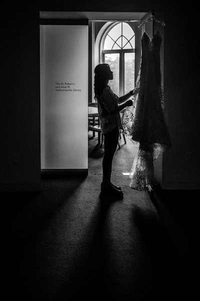 Black and white bridal silhouette at deCordova Museum weddings