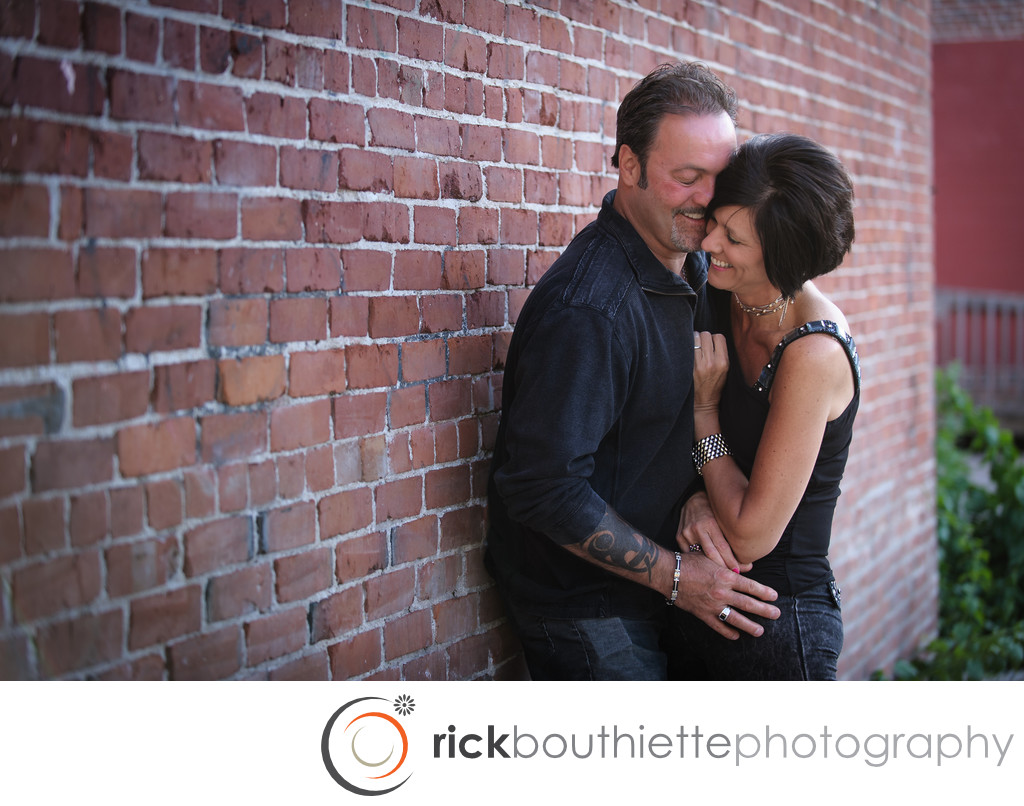 MANCHESTER NEW HAMPSHIRE ENGAGEMENT PHOTOGRAPHY