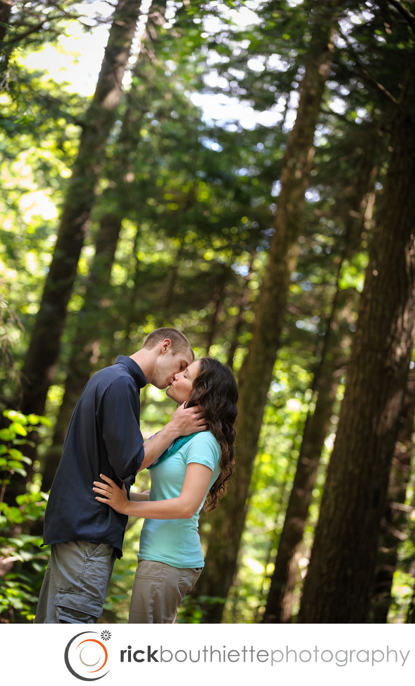 ENGAGEMENT SESSION IN WHITE MOUNTAINS OF NEW HAMPSHIRE