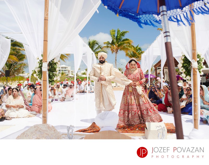 Planet Hollywood Cancun wedding photographer