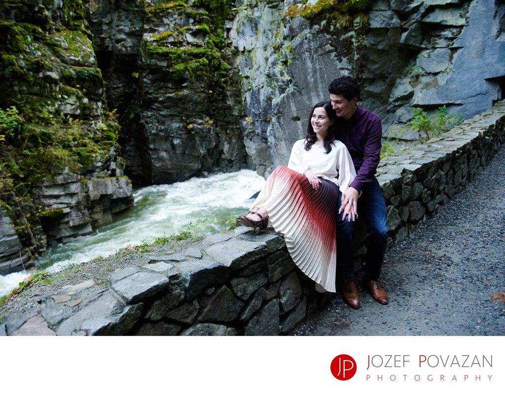 Othello Tunnels engagement fun photography session