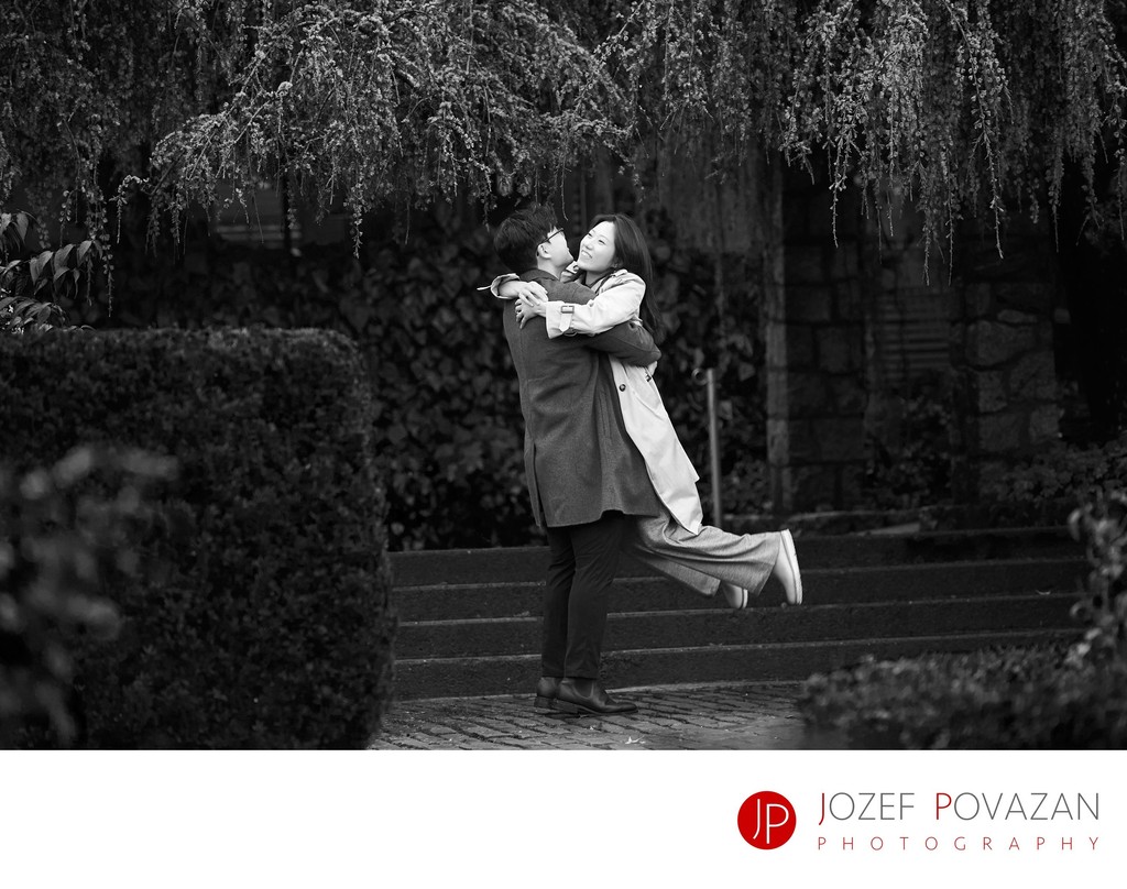 VanDusen Botanical Garden rainy engagement proposal