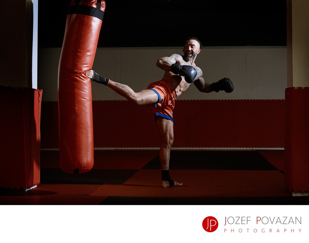 Vancouver sport photographer kickboxing session in gym