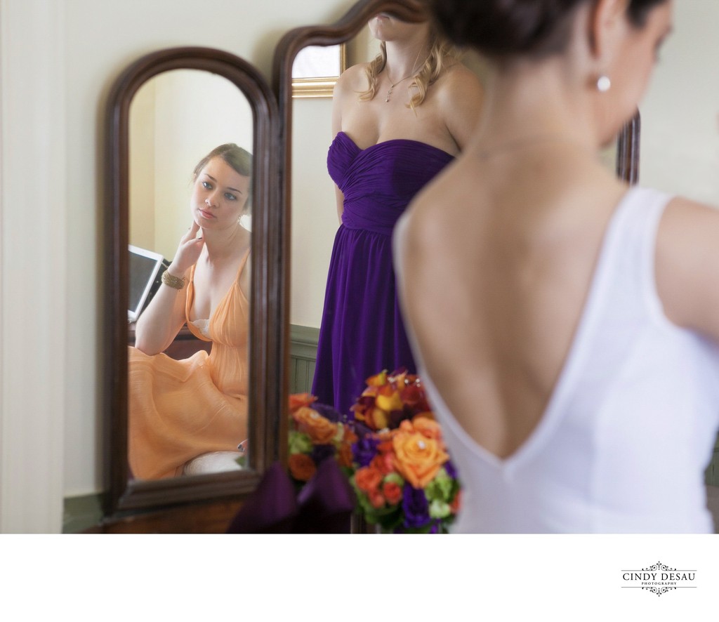 bride-Holly Hedge Estate-getting ready-bridemaids