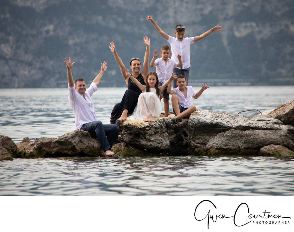 Fun family trash the dress and wedding in Malcesine