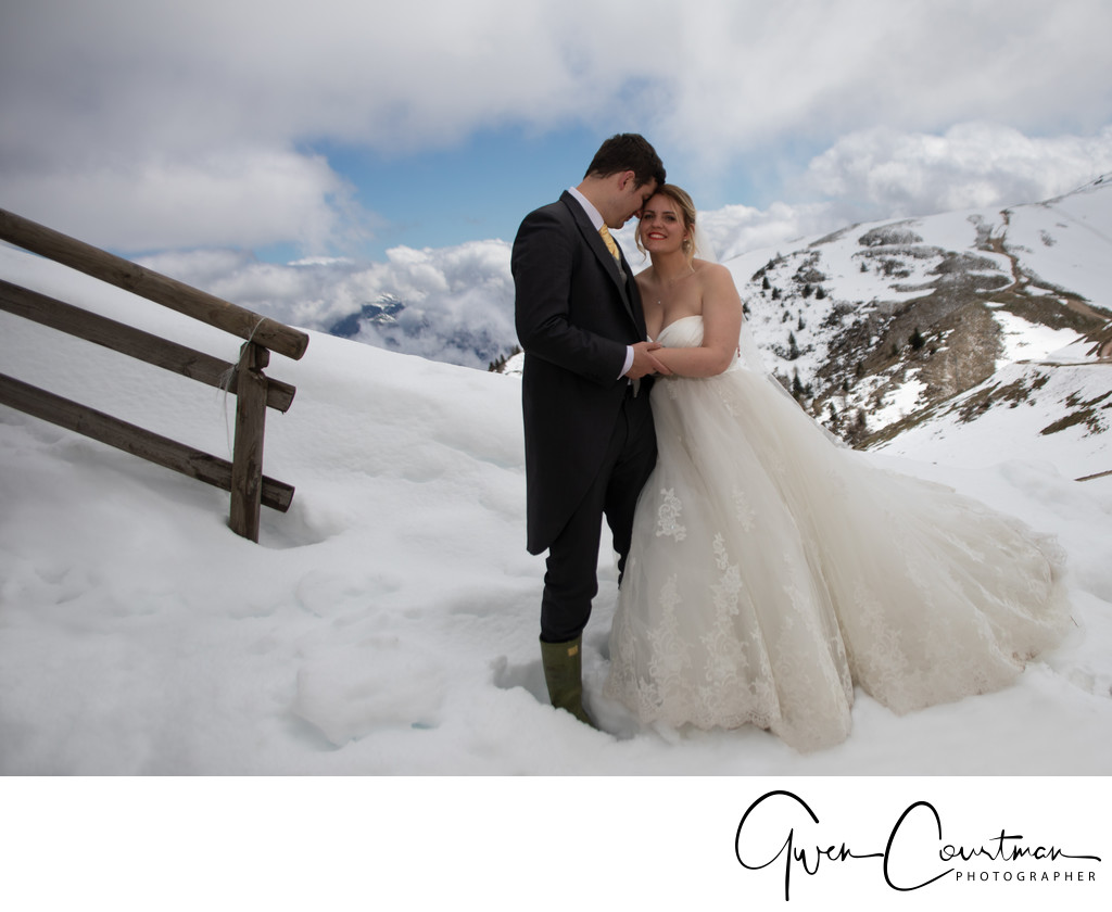 Trash the dress in the snow