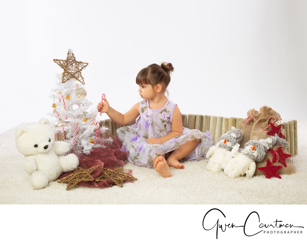 Bimba di tre anni e Natale-Studio fotografico Malcesine