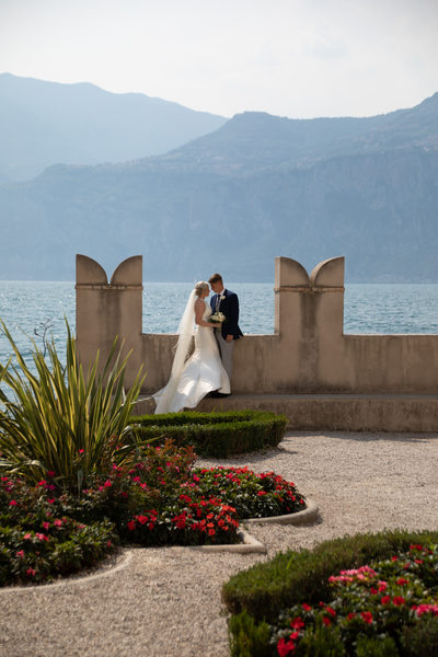 Romance in the gardens of the Captain's Palace, Italy