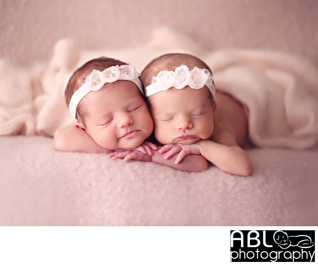La Jolla newborn twins photographer, twin girls in pink