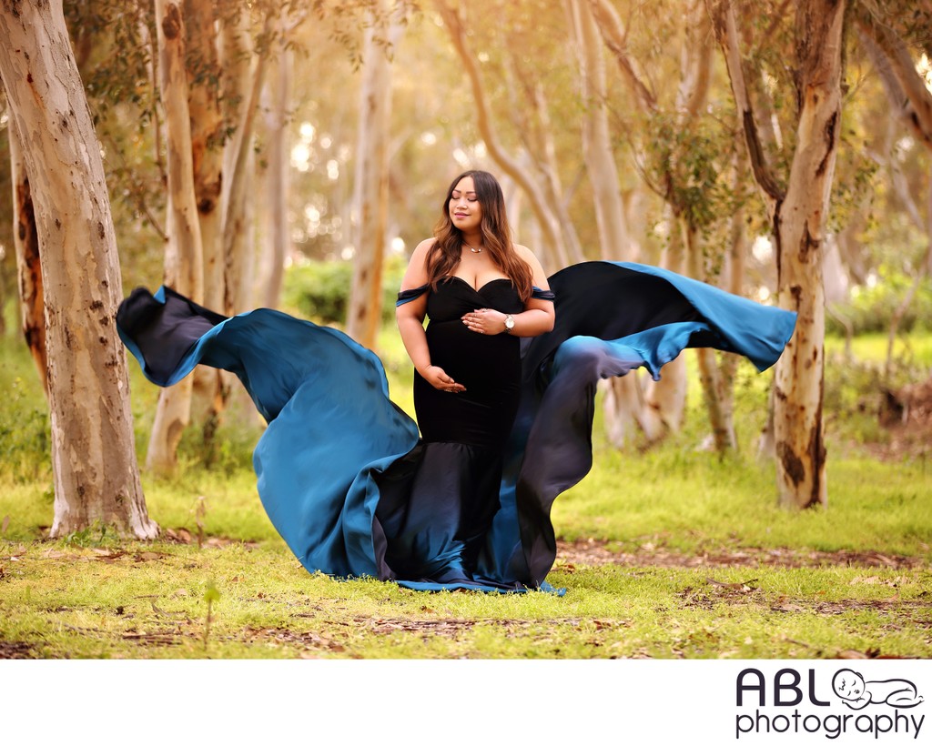 Maternity session at eucalyptus grove in La Jolla, CA