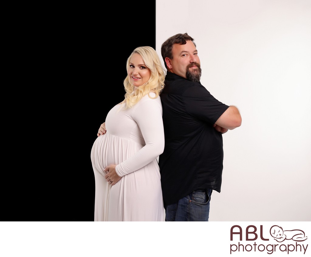 Couples maternity photo shoot ideas San Diego