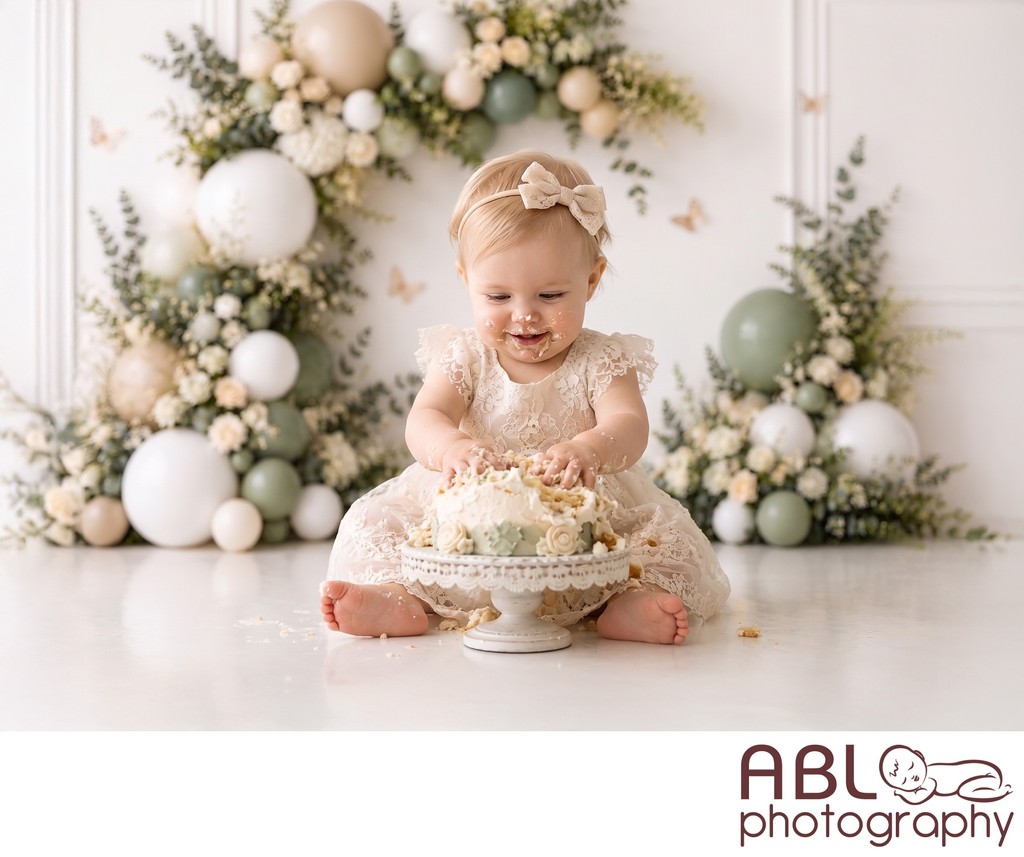 Neutral cake smash photoshoot ideas