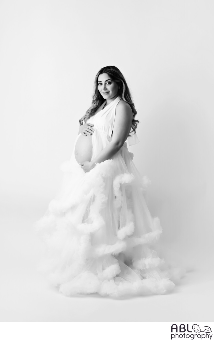 San Diego maternity photos, black and white