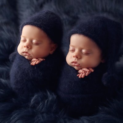 Newborn twins photography in San Diego County