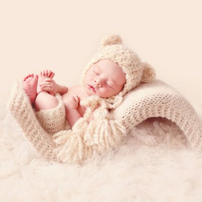 San Diego baby pictures, baby bear in cream
