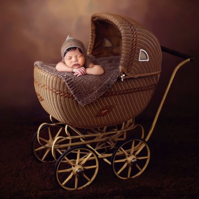 San Diego baby photographer, baby in antique stroller