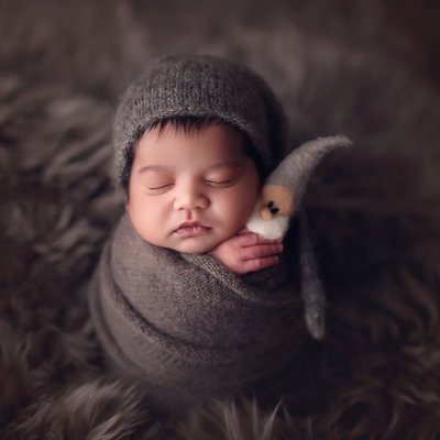Kearny Mesa photographer, newborn photo shoot