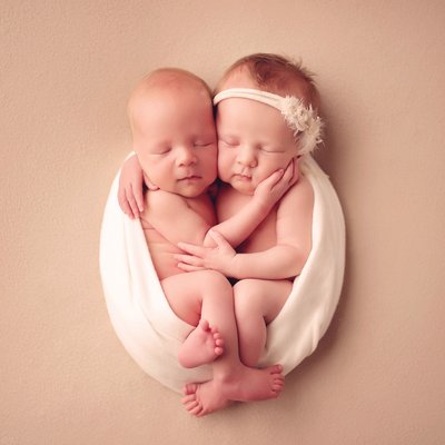 San Diego area baby photographer, newborn twin photos