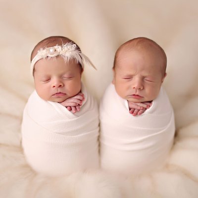 Newborn twin pictures in Solana Beach, CA