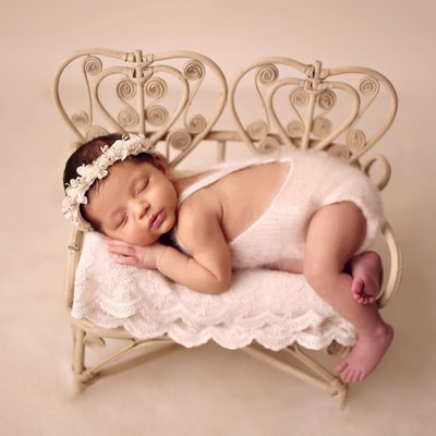 Carmel Mountain Ranch newborn picture, baby on bench