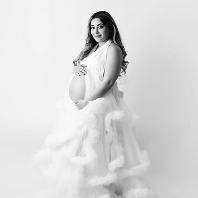 San Diego maternity photos, black and white