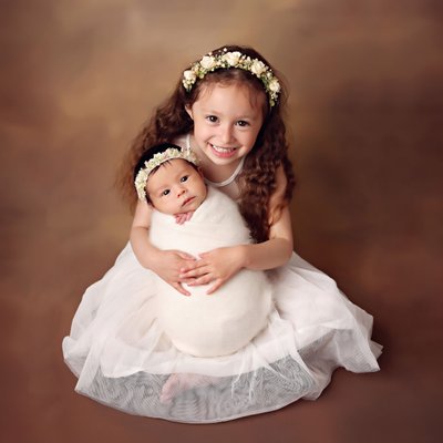Newborn Photography San Diego, big sister with newborn
