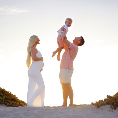 San Diego maternity photographer beach
