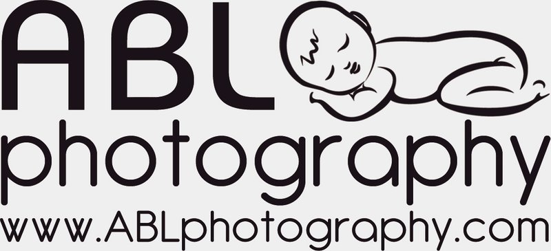 New born photgrapher logo