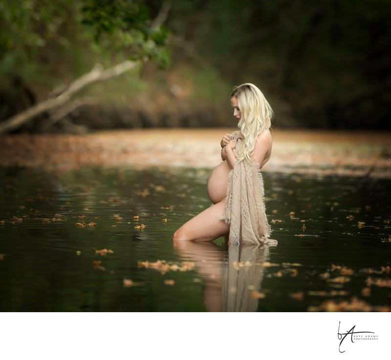 maternity image in water