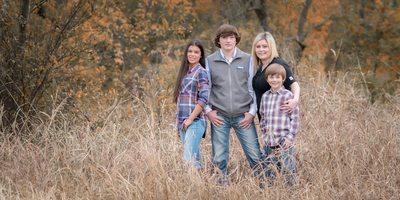 Family photos is outdoor fields