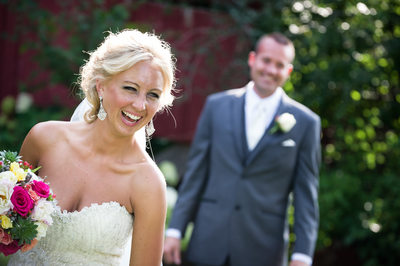 Bride and groom at Wisconsin Dells wedding barn