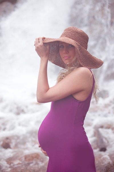 Hellen Hunt Falls Maternity Photographer