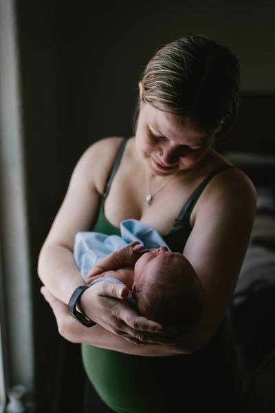 Loving Newborn in First 48 Photography