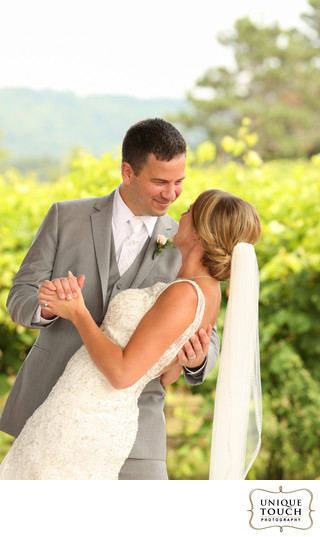 Elegant & Classic Outdoor Wedding in Washington