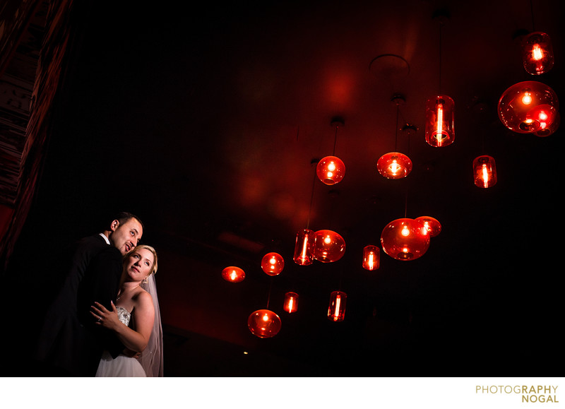 Bride and Groom at Club Inside Riviera Parque Hall