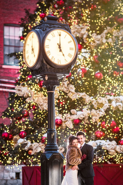 distillery-district-winter-wedding