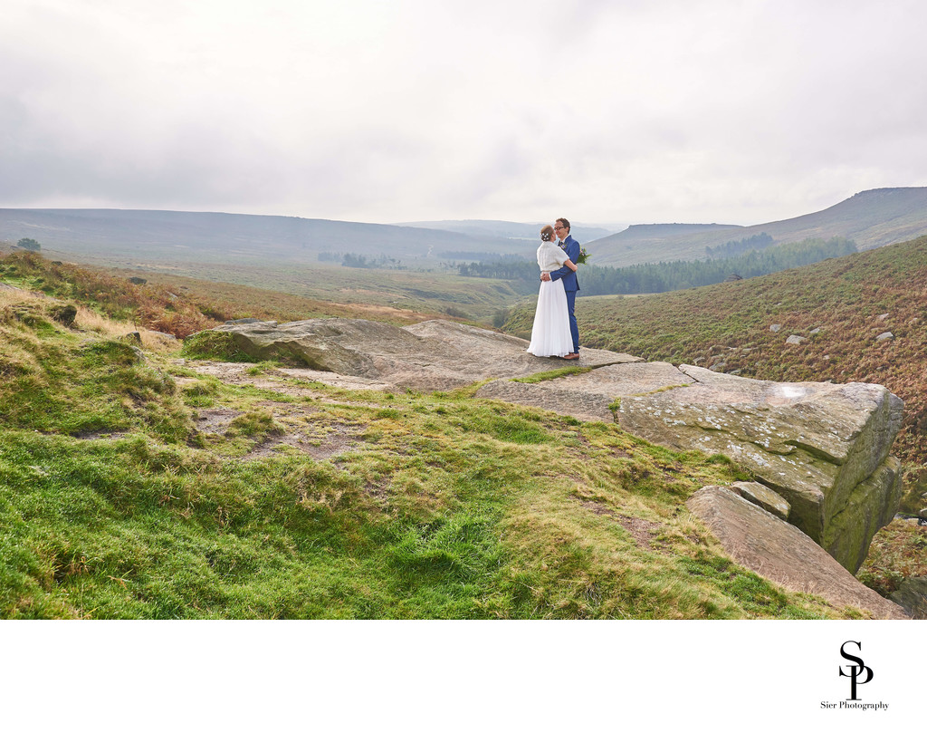 Wedding Photography on Burbage Edge in Derbyshire