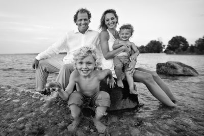 Family Photos Rock! | Documentary Family Portrait | NMi