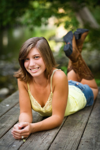 Brittany & Boots | Outdoor Senior Portrait Session | NMi
