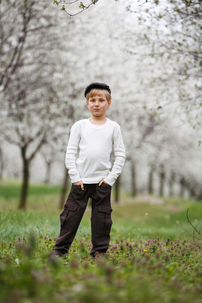 Newsboy | Spring Child Portrait | Leelanau County