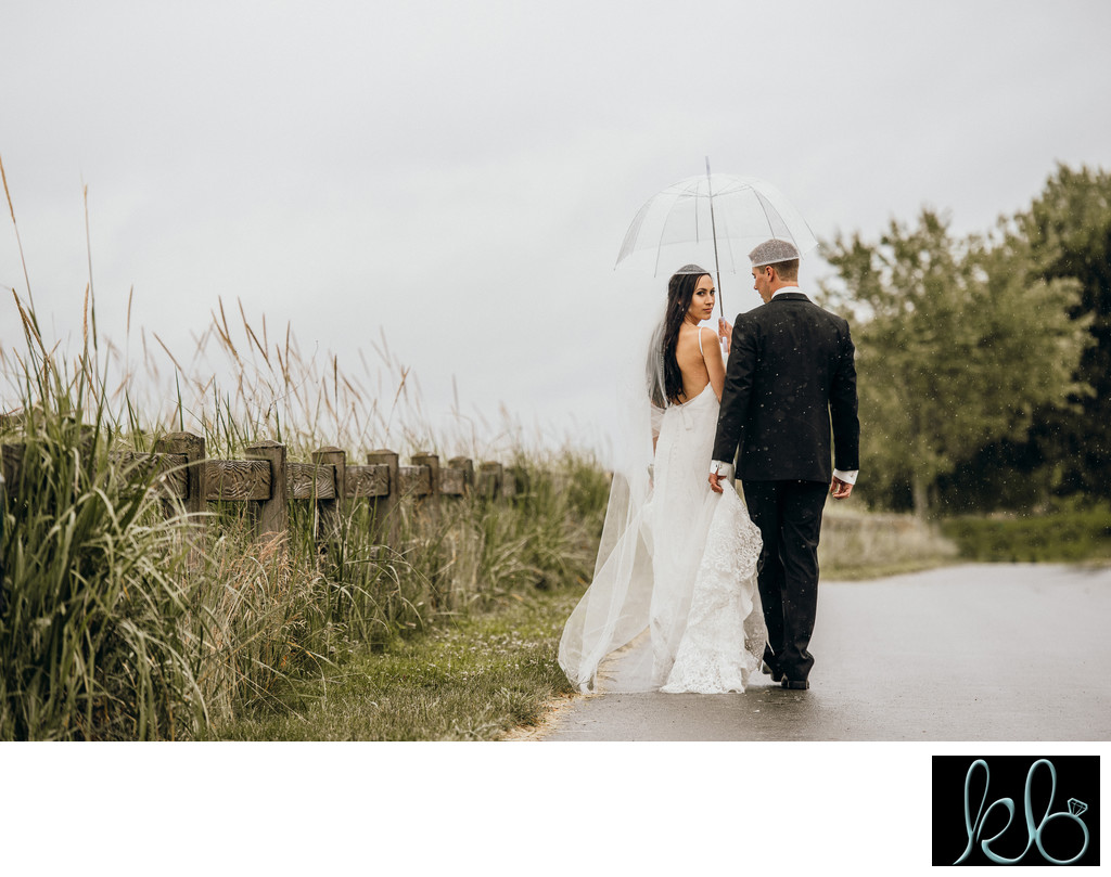 Rainy Portraits of the Bride and Groom in Pitt Meadows