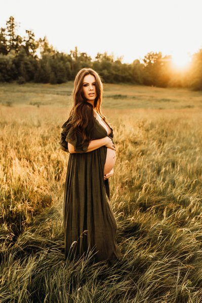 Revealing Maternity Photos in the Field