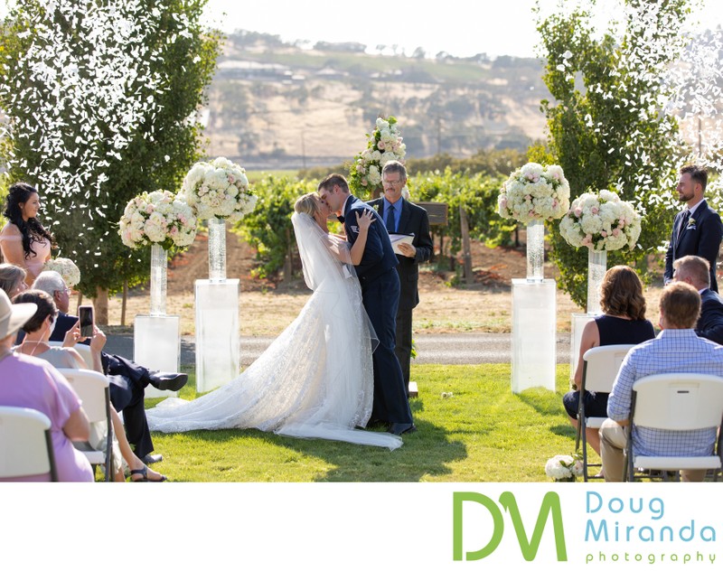 Suisun Valley Inn Wedding Ceremony Photos