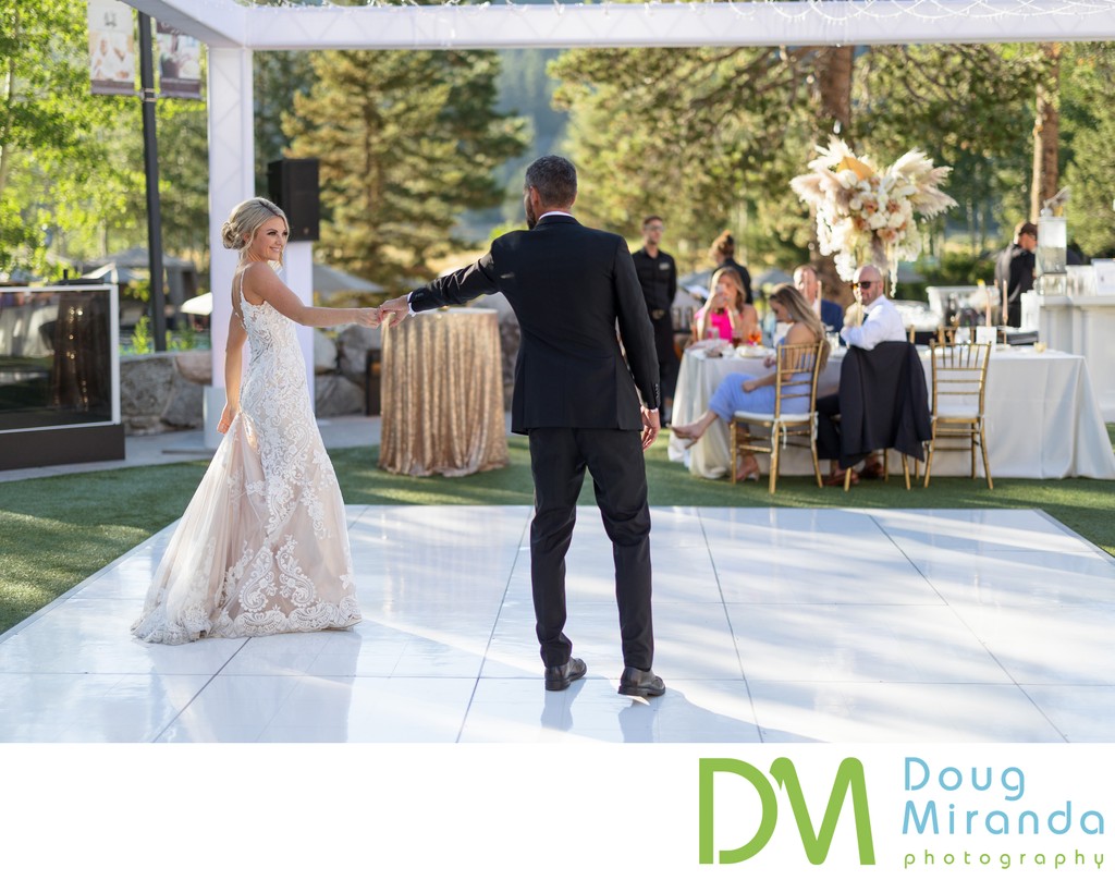 Everline Resort and Spa First Dance